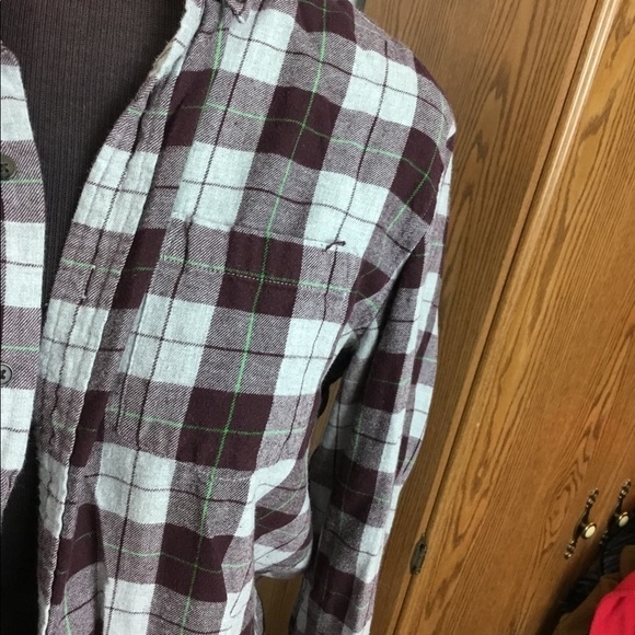 MENS St Johns Bay Medium maroon & gray flannel plaid w/ green stripe - Picture 2 of 10